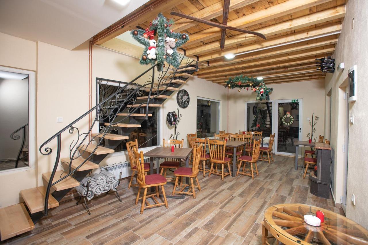 Crni Vrh Apartmani Sp Jovanovic מראה חיצוני תמונה