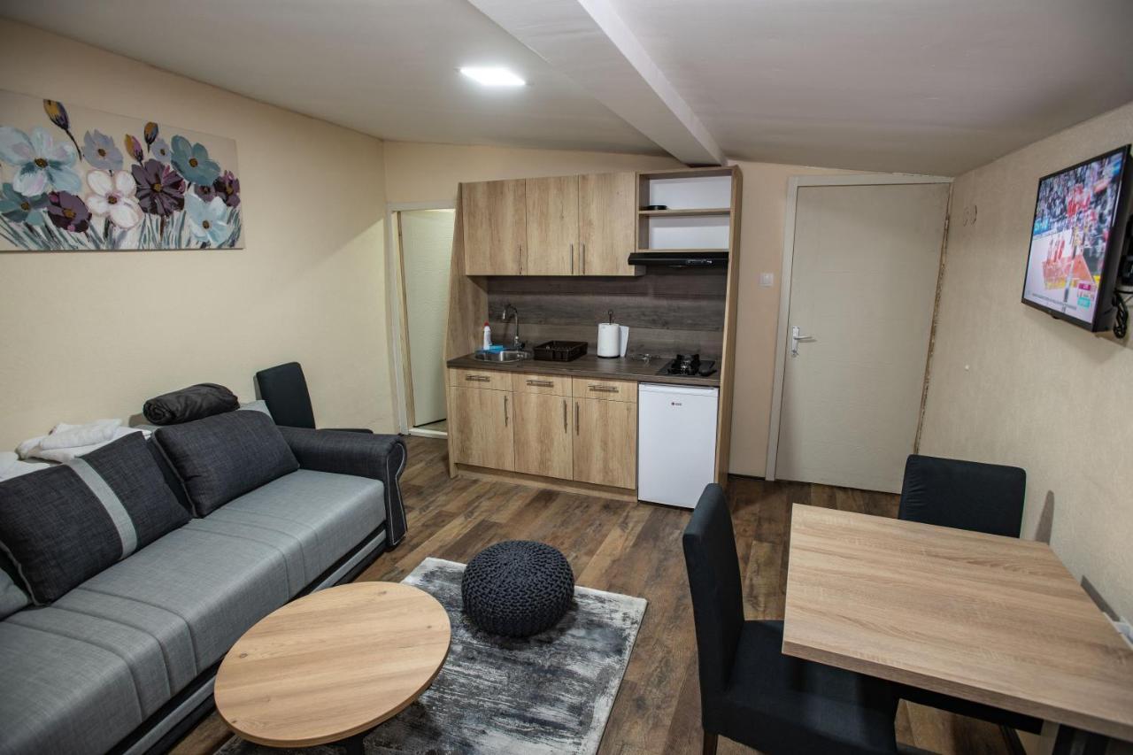 Crni Vrh Apartmani Sp Jovanovic מראה חיצוני תמונה